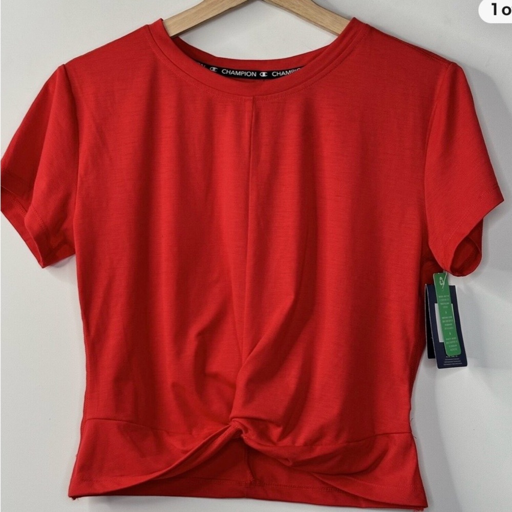 Champion Cropped Red Short Sleeve Crew Neck Twist Front Tee (Women's Size XL)